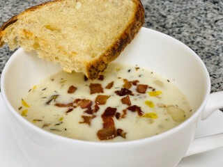 dhn-canned-clam-chowder