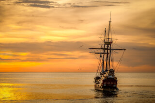 sunset-ship-boat-sea